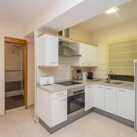 2br Deluxe Shine Flat - 1min Canteras Apartment
