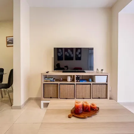 2br Deluxe Shine Flat - 1min Canteras Apartment *
